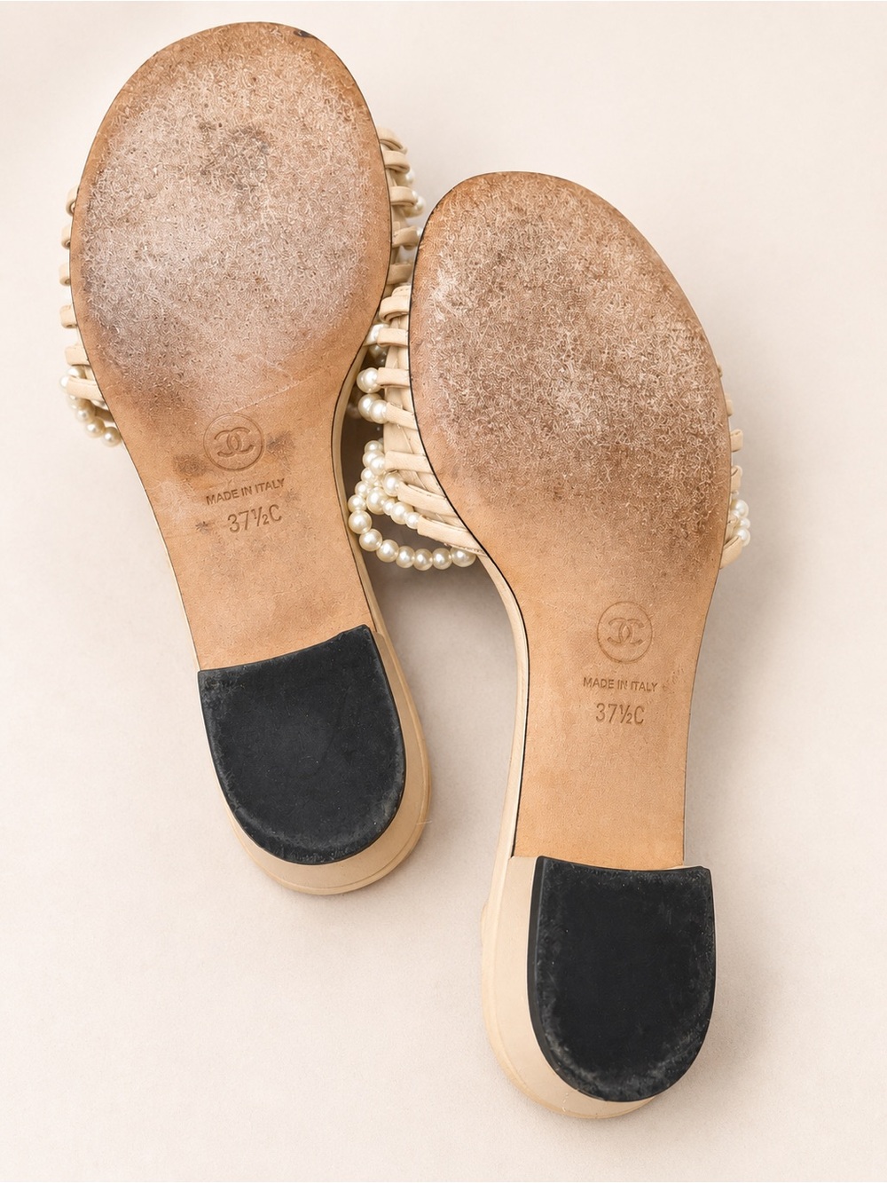 CHANEL Pearl-Strap Beige and Black Slide Mules - Picture 3 of 4